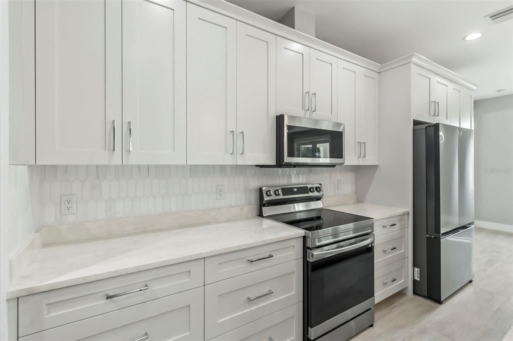 For Sale: $524,900 (4 beds, 2 baths, 1902 Square Feet)