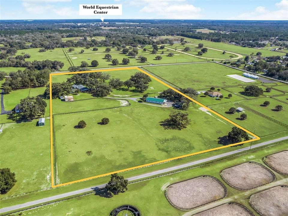 Recently Sold: $2,300,000 (4 beds, 3 baths, 4140 Square Feet)