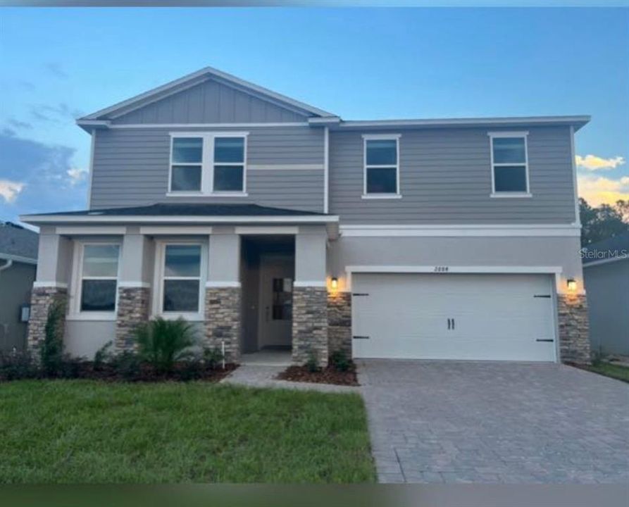 Recently Sold: $551,226 (4 beds, 3 baths, 2566 Square Feet)