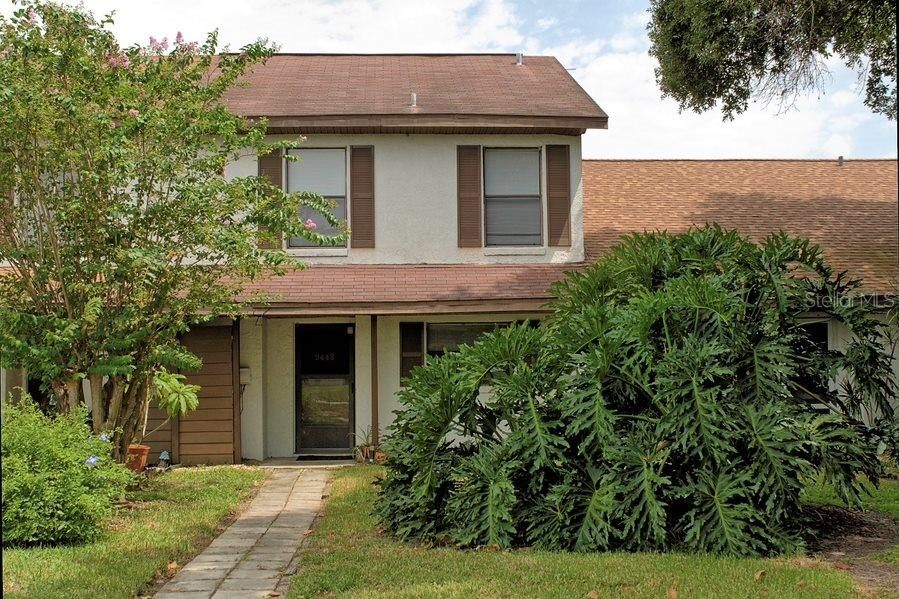 最近售出: $249,900 (2 贝兹, 2 浴室, 1112 平方英尺)