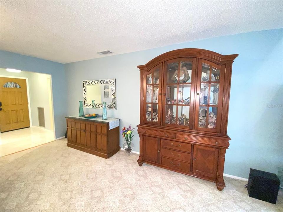 For Sale: $349,900 (2 beds, 2 baths, 1440 Square Feet)