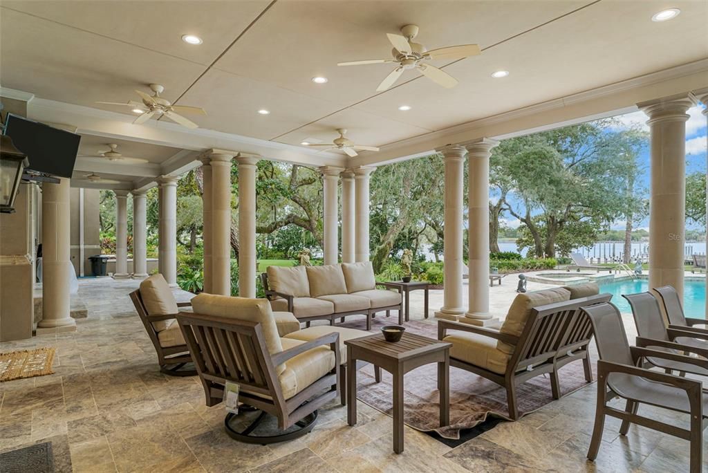 Recently Sold: $10,800,000 (7 beds, 6 baths, 9072 Square Feet)