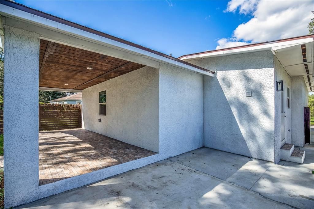 Recently Sold: $284,900 (3 beds, 2 baths, 1619 Square Feet)