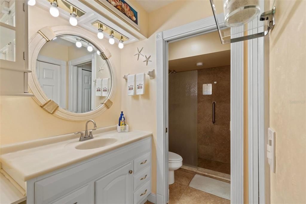 最近售出: $459,000 (2 贝兹, 2 浴室, 1543 平方英尺)