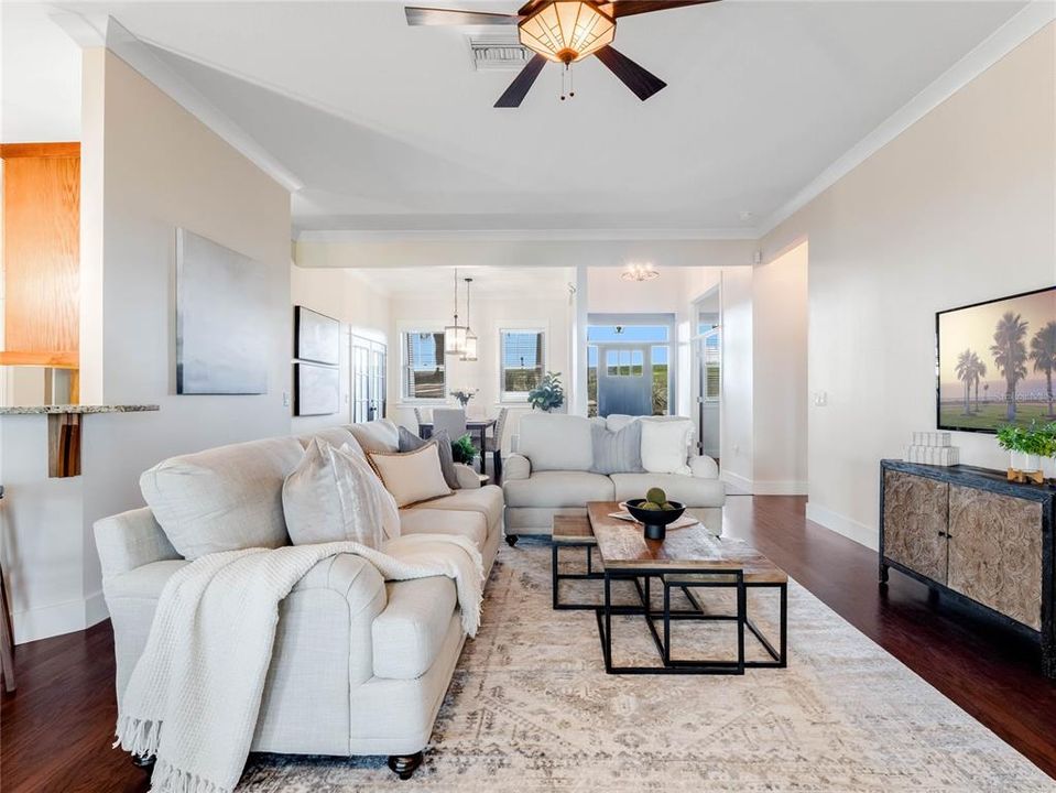 Recently Sold: $595,000 (3 beds, 2 baths, 2109 Square Feet)