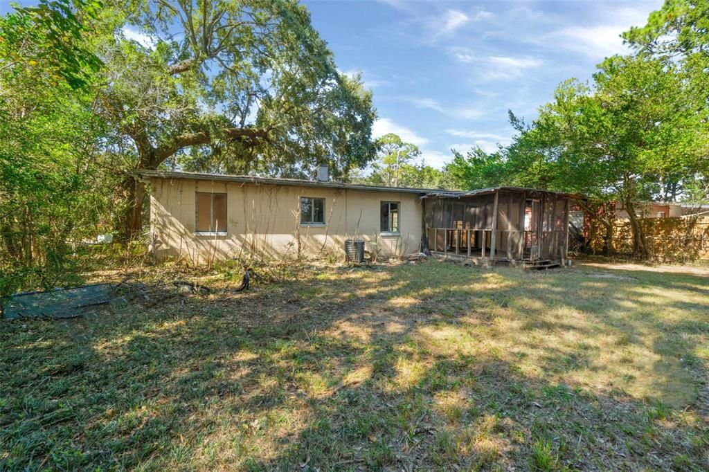 Recently Sold: $89,900 (3 beds, 2 baths, 1250 Square Feet)