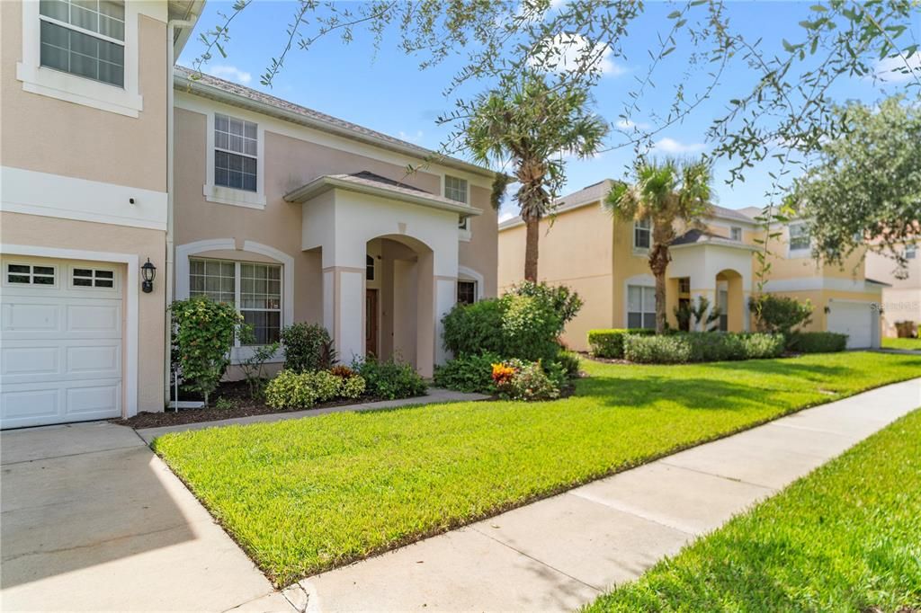 Recently Sold: $649,000 (6 beds, 5 baths, 3667 Square Feet)