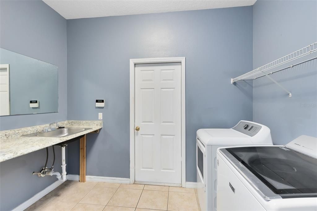 Laundry Room with Utility Sink