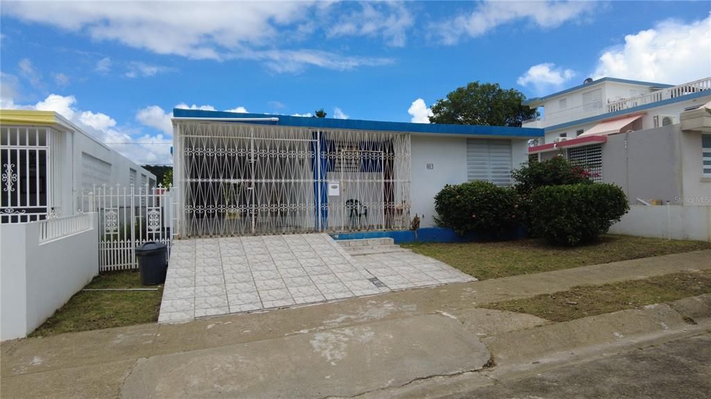 Recently Sold: $160,000 (4 beds, 1 baths, 700 Square Feet)
