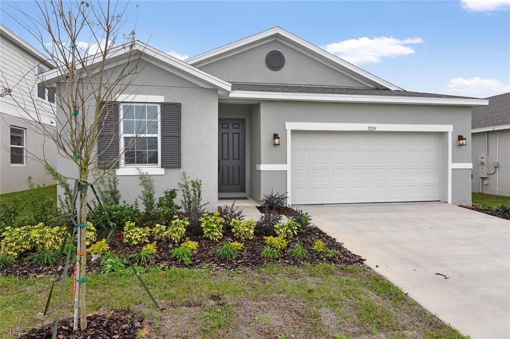 Recently Sold: $319,950 (4 beds, 2 baths, 1910 Square Feet)