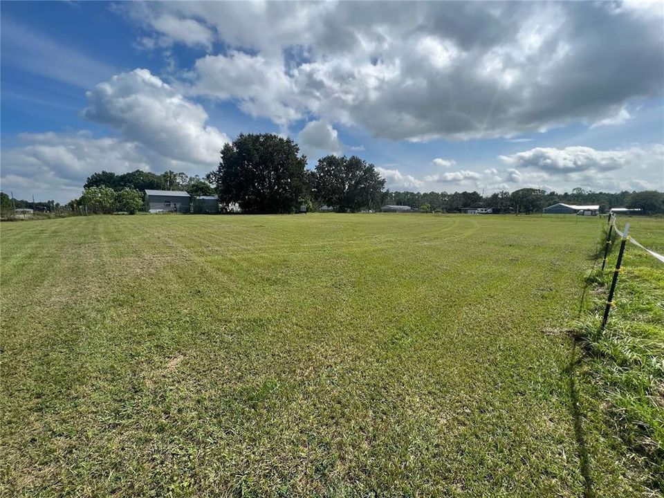 Vendido Recientemente: $120,000 (1.21 acres)