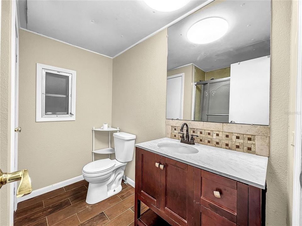 For Sale: $94,900 (2 beds, 2 baths, 1134 Square Feet)