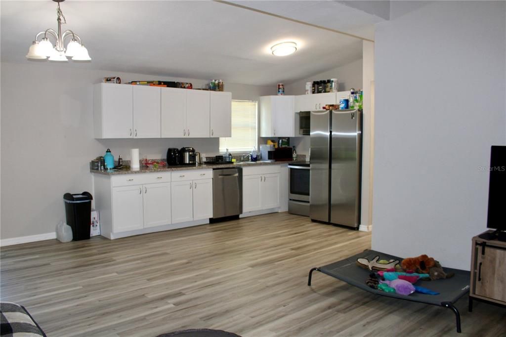 For Sale: $220,000 (4 beds, 2 baths, 1344 Square Feet)