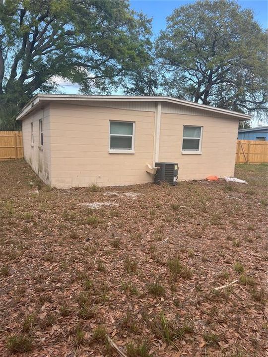 Recently Rented: $3,366 (4 beds, 2 baths, 1400 Square Feet)