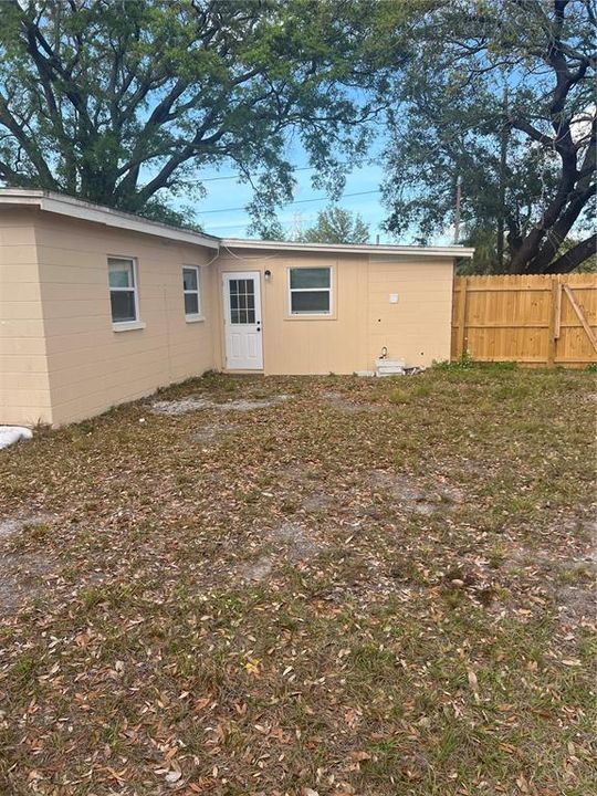 Recently Rented: $3,366 (4 beds, 2 baths, 1400 Square Feet)
