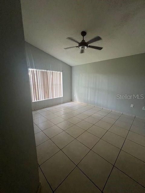 Recently Rented: $2,700 (4 beds, 2 baths, 1802 Square Feet)