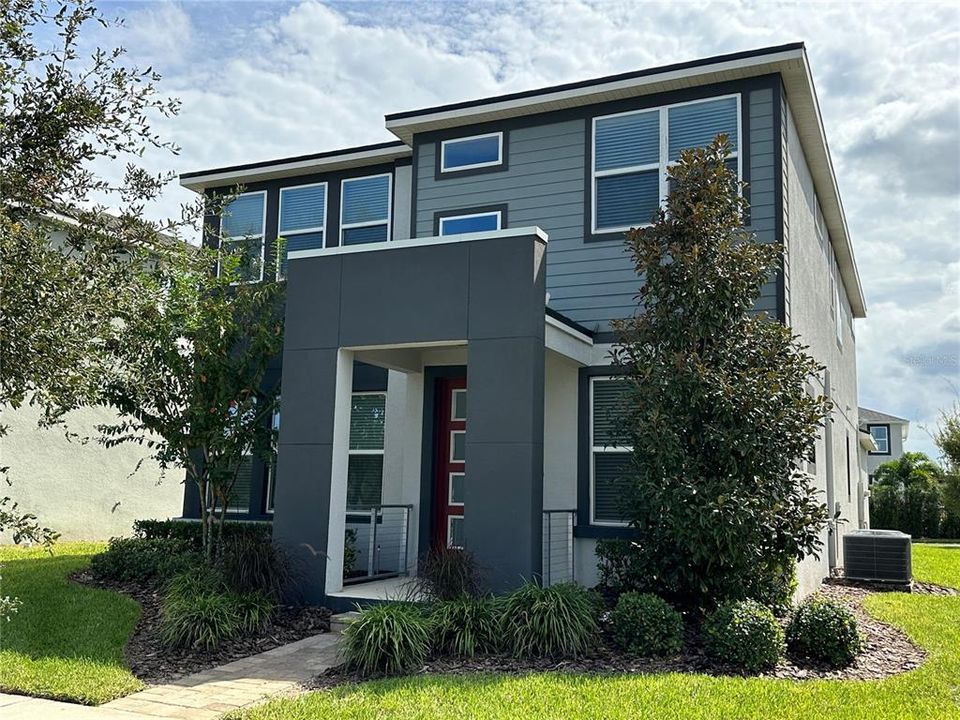 Recently Rented: $2,950 (3 beds, 2 baths, 2372 Square Feet)