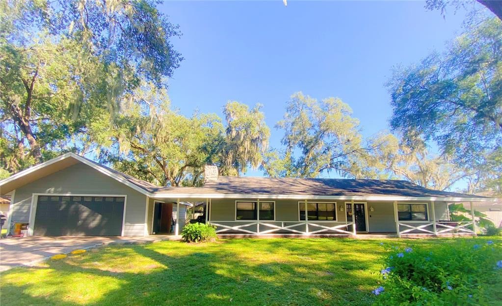 Recently Sold: $399,999 (3 beds, 2 baths, 2408 Square Feet)