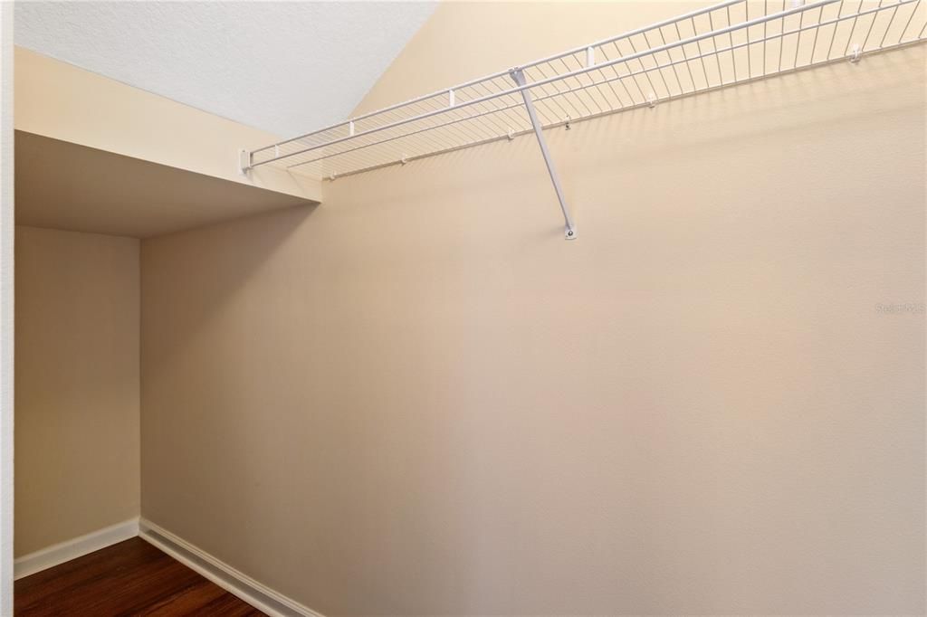 Large walk-in closet in 2nd bedroom - great storage!