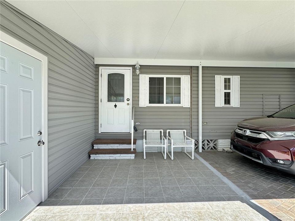 合同活跃: $139,000 (2 贝兹, 2 浴室, 1056 平方英尺)