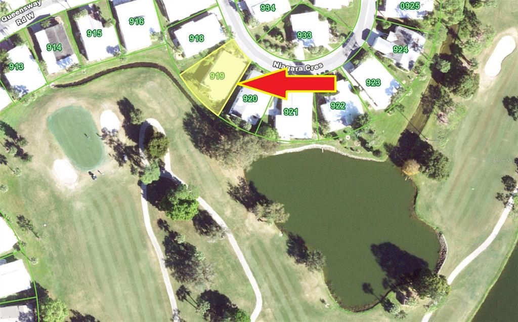 合同活跃: $139,000 (2 贝兹, 2 浴室, 1056 平方英尺)