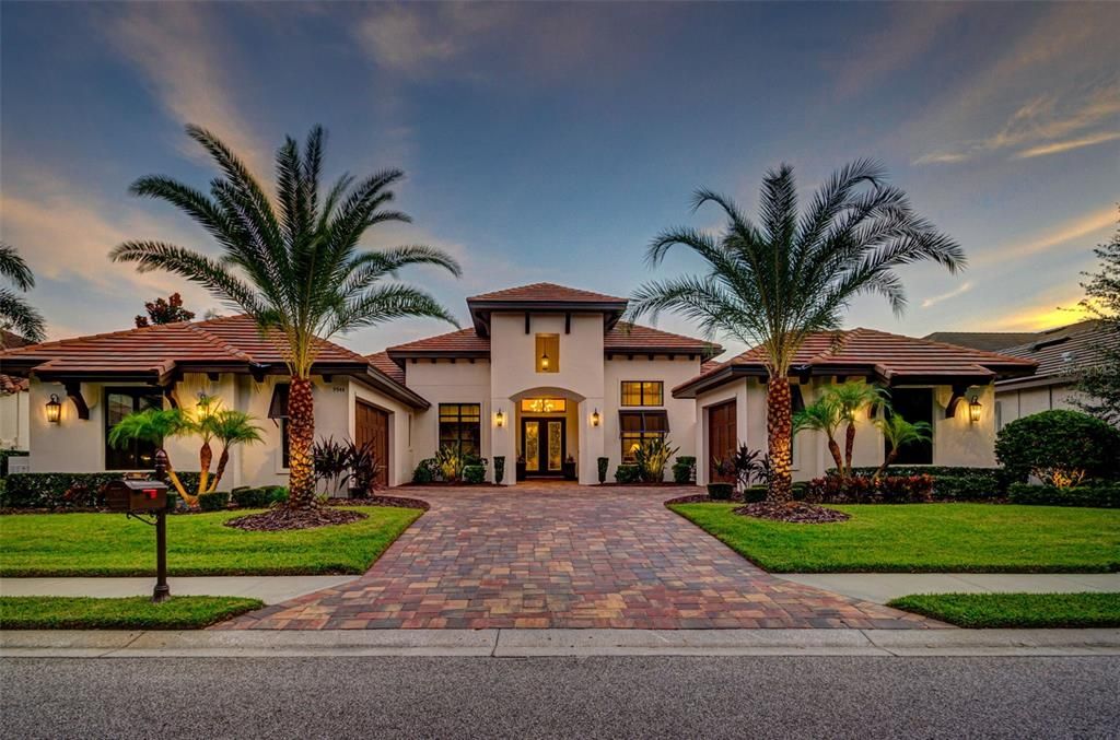 Recently Sold: $1,850,000 (4 beds, 4 baths, 3867 Square Feet)