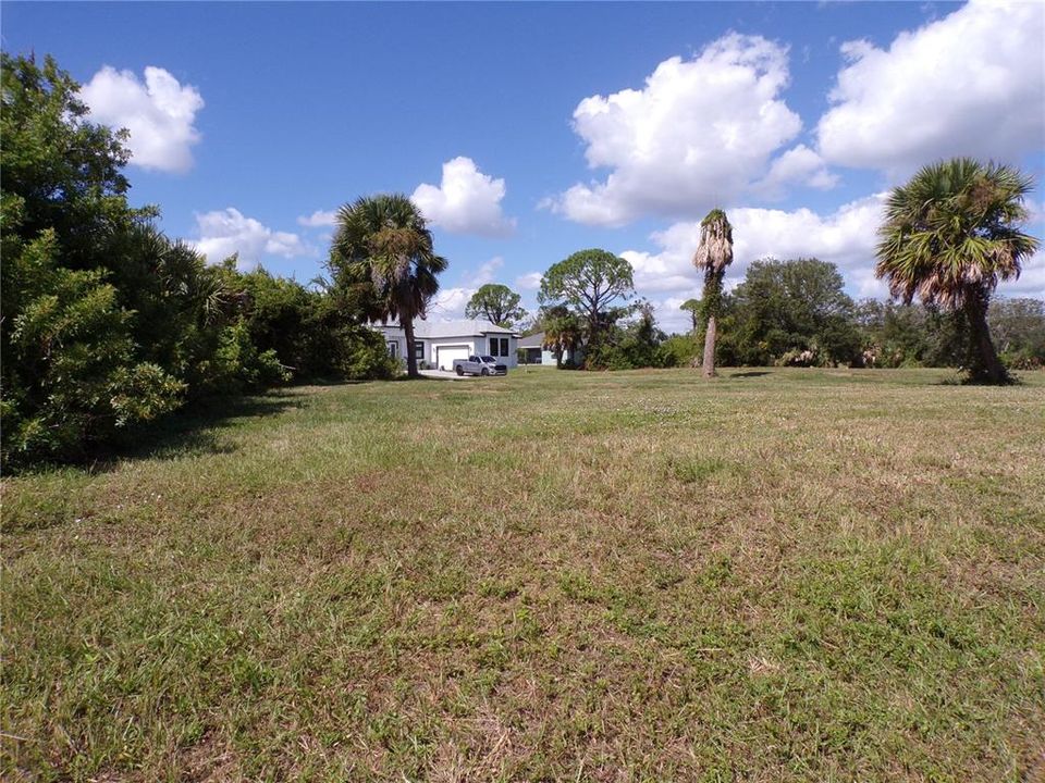 Active With Contract: $40,990 (0.19 acres)