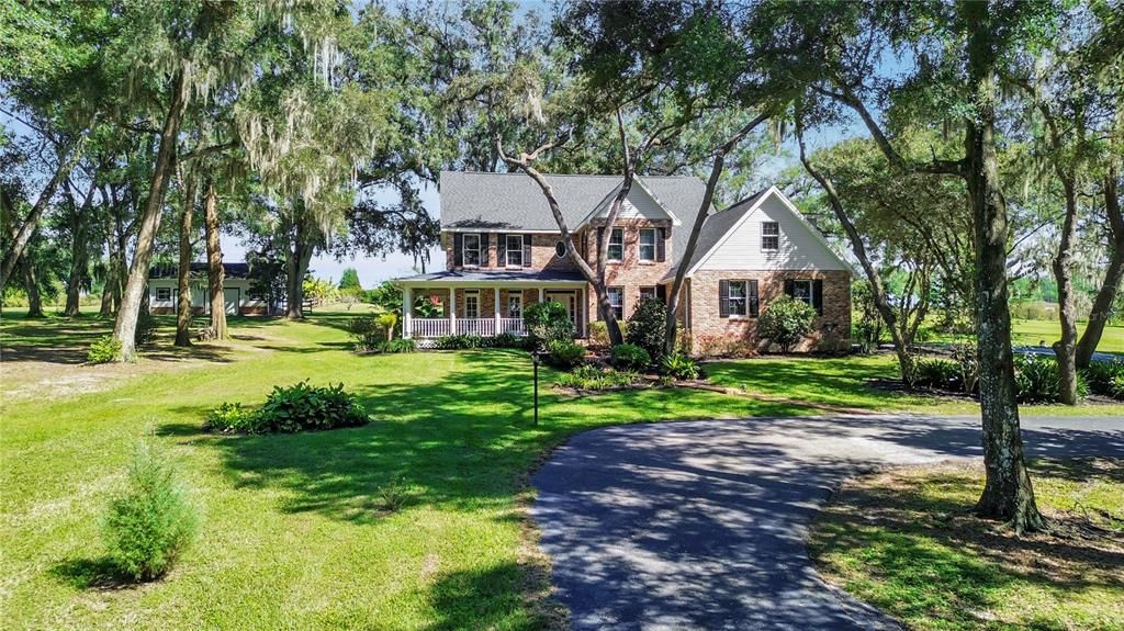 Recently Sold: $975,000 (4 beds, 3 baths, 3990 Square Feet)
