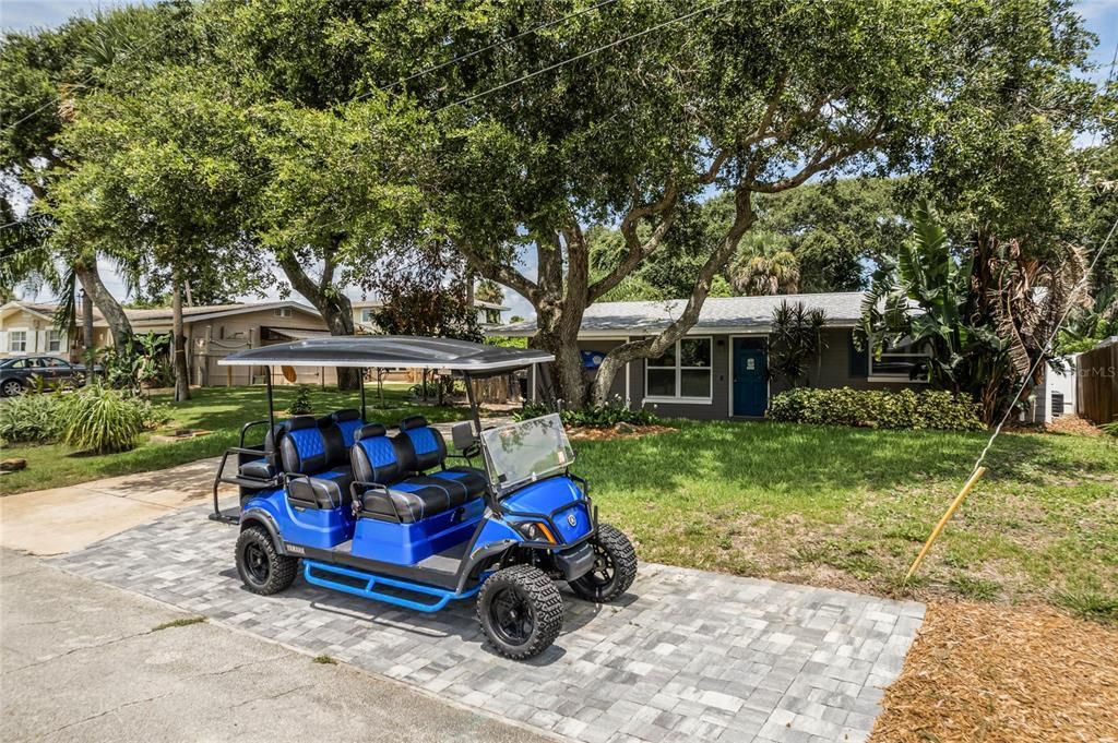 Recently Sold: $900,000 (3 beds, 2 baths, 1397 Square Feet)