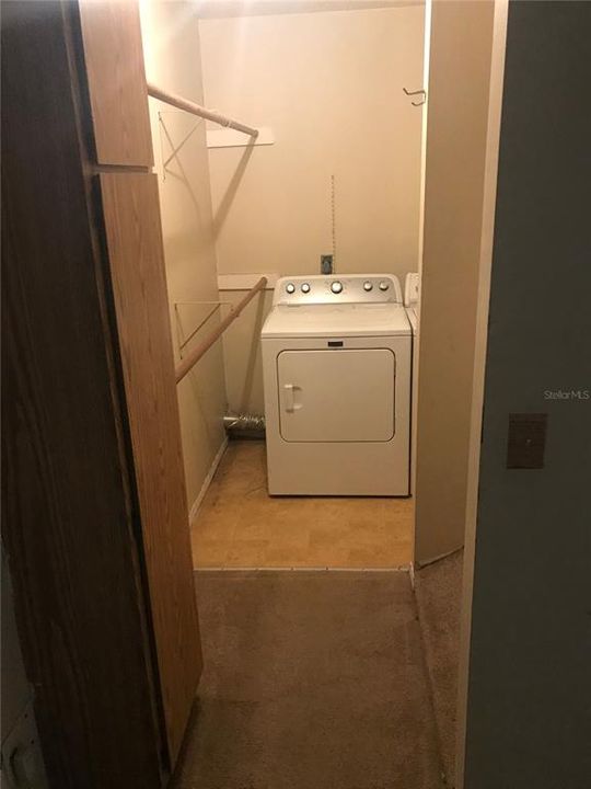 Recently Rented: $1,050 (1 beds, 1 baths, 672 Square Feet)