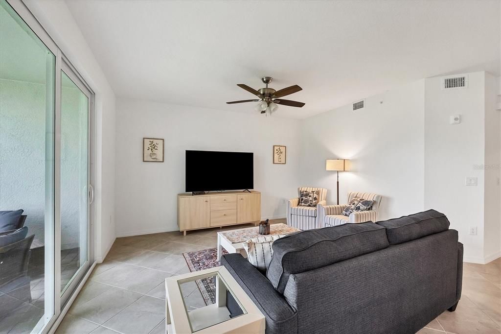 For Rent: $6,500 (2 beds, 2 baths, 1336 Square Feet)