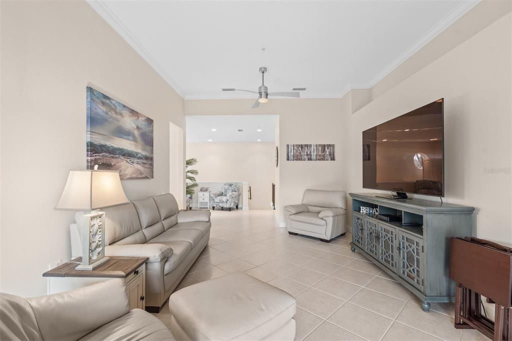 Recently Sold: $525,000 (3 beds, 2 baths, 1969 Square Feet)