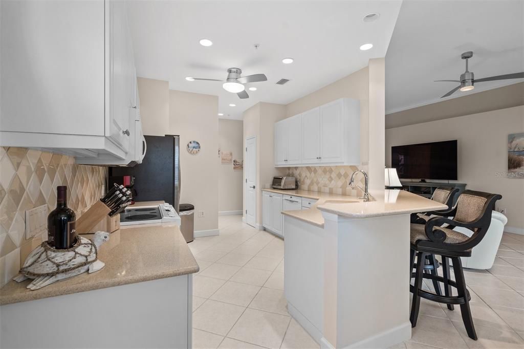 Recently Sold: $525,000 (3 beds, 2 baths, 1969 Square Feet)