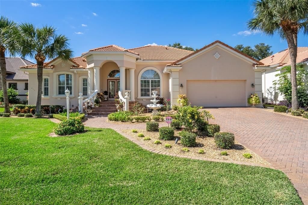 Recently Sold: $679,000 (4 beds, 3 baths, 2727 Square Feet)