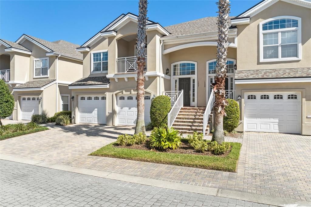 Recently Sold: $629,900 (3 beds, 2 baths, 2089 Square Feet)