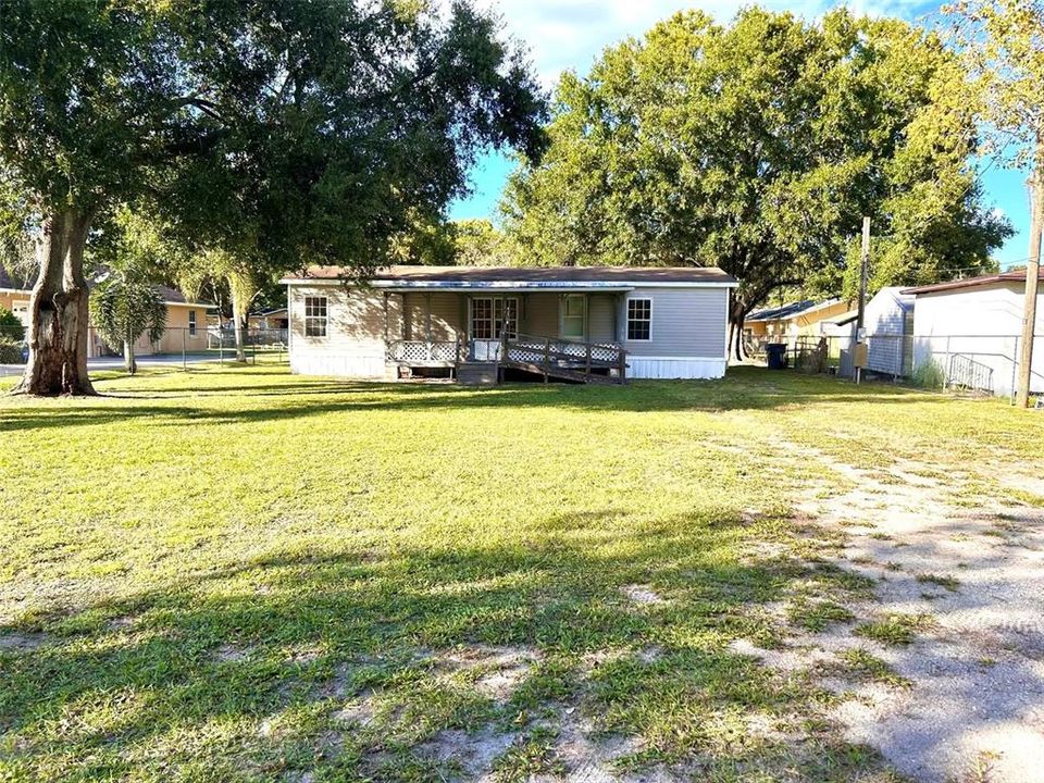 Active With Contract: $175,000 (3 beds, 2 baths, 1104 Square Feet)