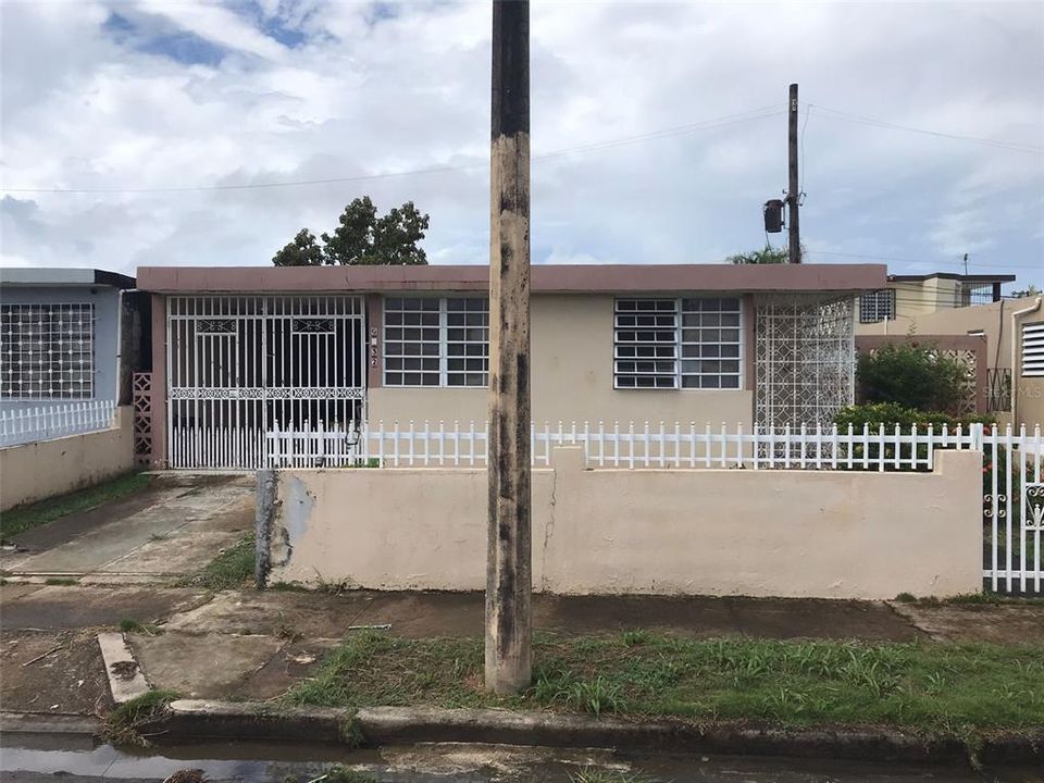 Vendido Recientemente: $99,000 (3 camas, 2 baños, 1100 Pies cuadrados)