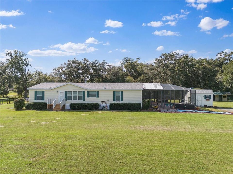 For Sale: $650,000 (3 beds, 2 baths, 1800 Square Feet)