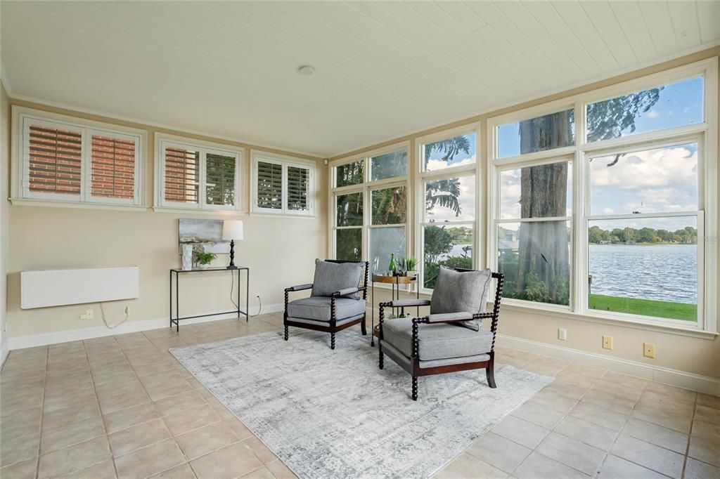 Active With Contract: $2,349,000 (4 beds, 2 baths, 3704 Square Feet)