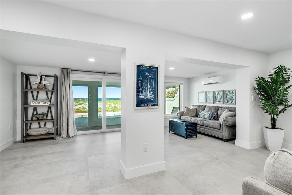 Recently Sold: $3,399,000 (4 beds, 4 baths, 3456 Square Feet)