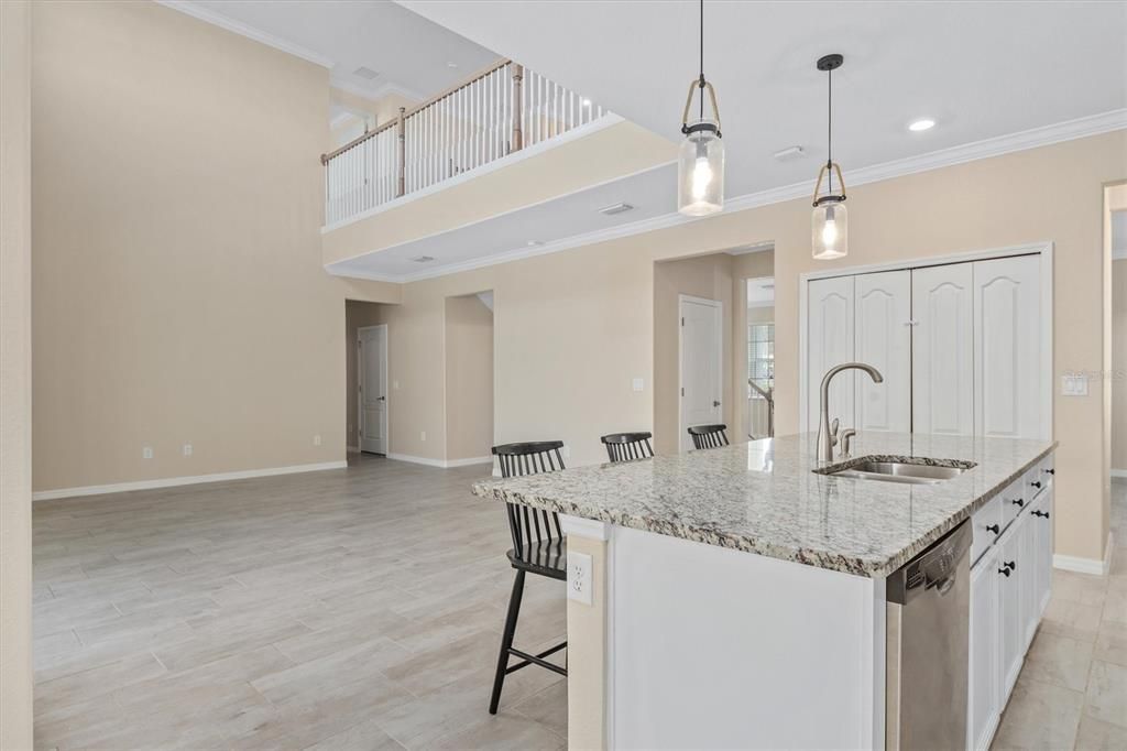 Recently Sold: $610,000 (5 beds, 4 baths, 3306 Square Feet)
