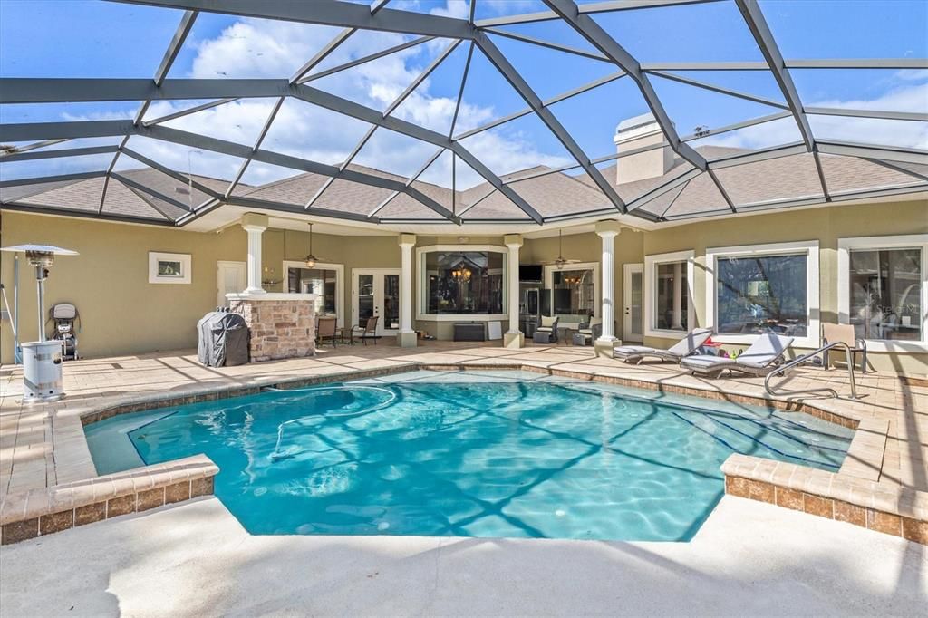 Recently Sold: $899,000 (4 beds, 4 baths, 3445 Square Feet)