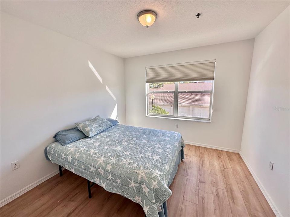 For Sale: $398,500 (2 beds, 2 baths, 1020 Square Feet)