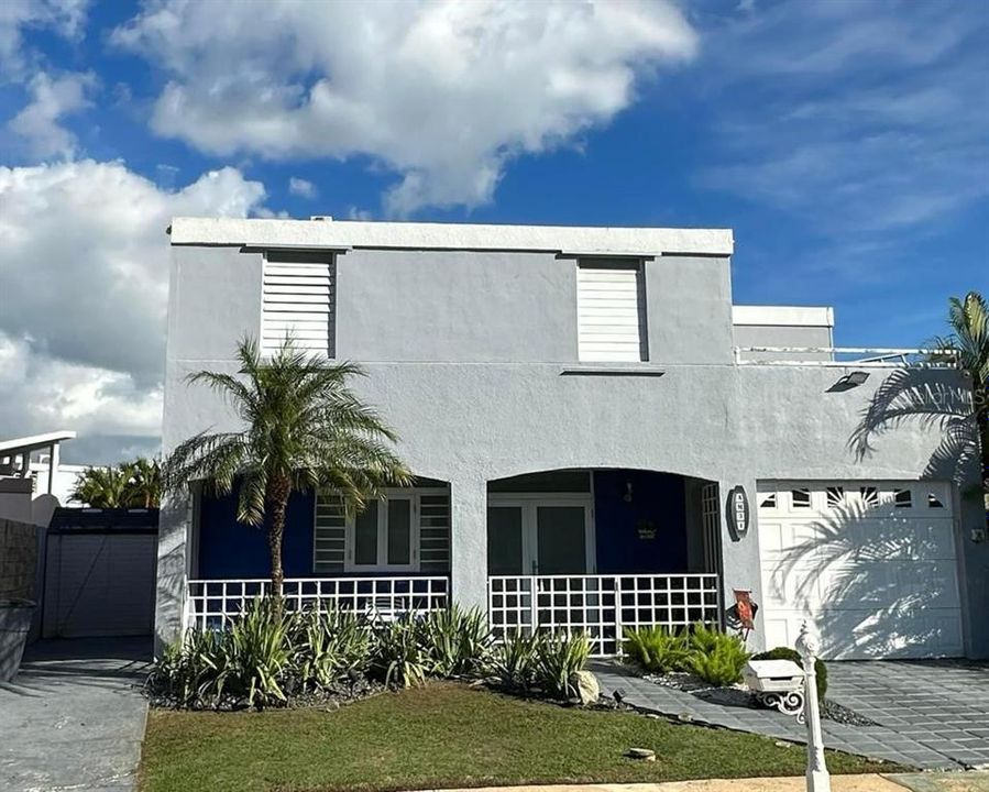 Vendido Recientemente: $285,000 (4 camas, 2 baños, 100 Pies cuadrados)