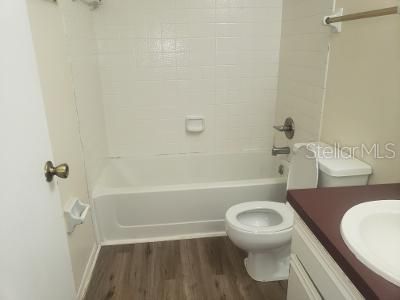 Recently Rented: $1,350 (3 beds, 2 baths, 1316 Square Feet)