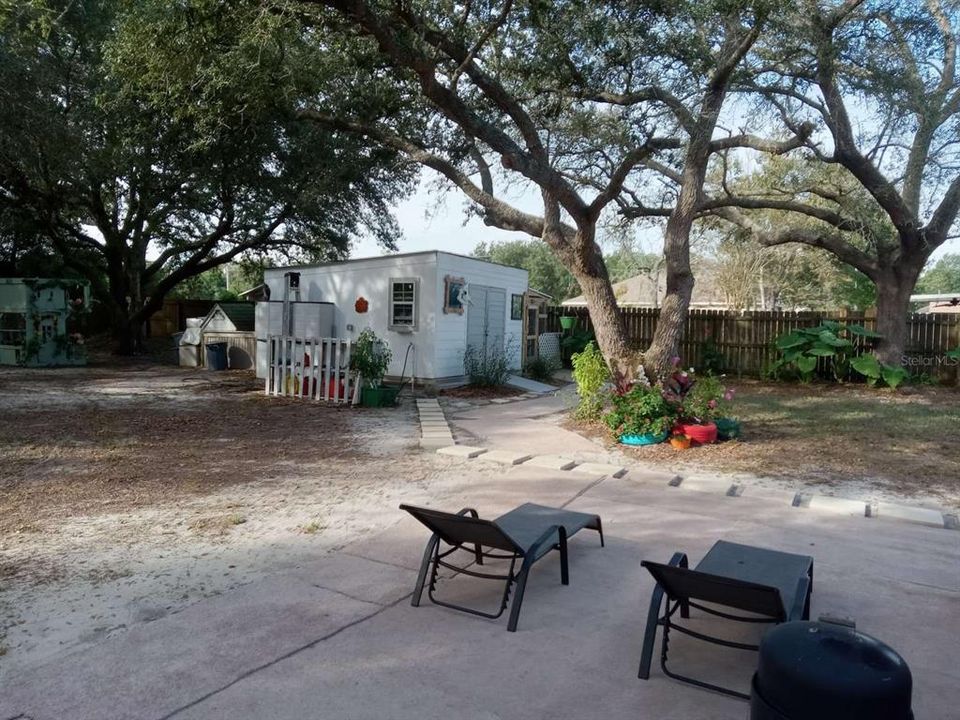 Recently Sold: $293,000 (4 beds, 2 baths, 2356 Square Feet)