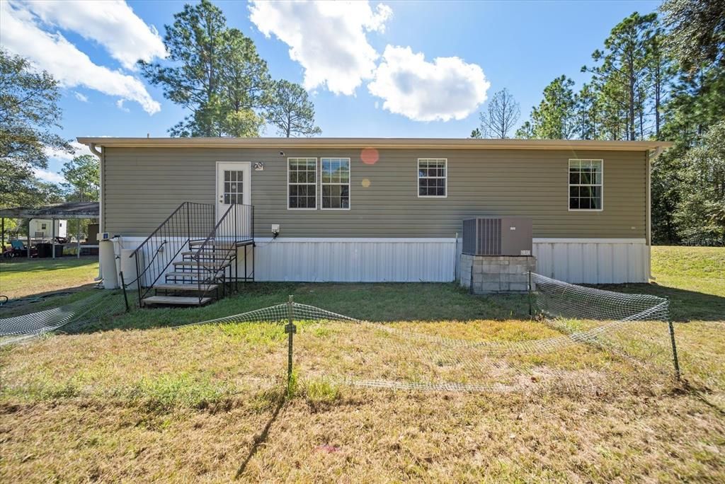 Recently Sold: $241,500 (3 beds, 2 baths, 1344 Square Feet)