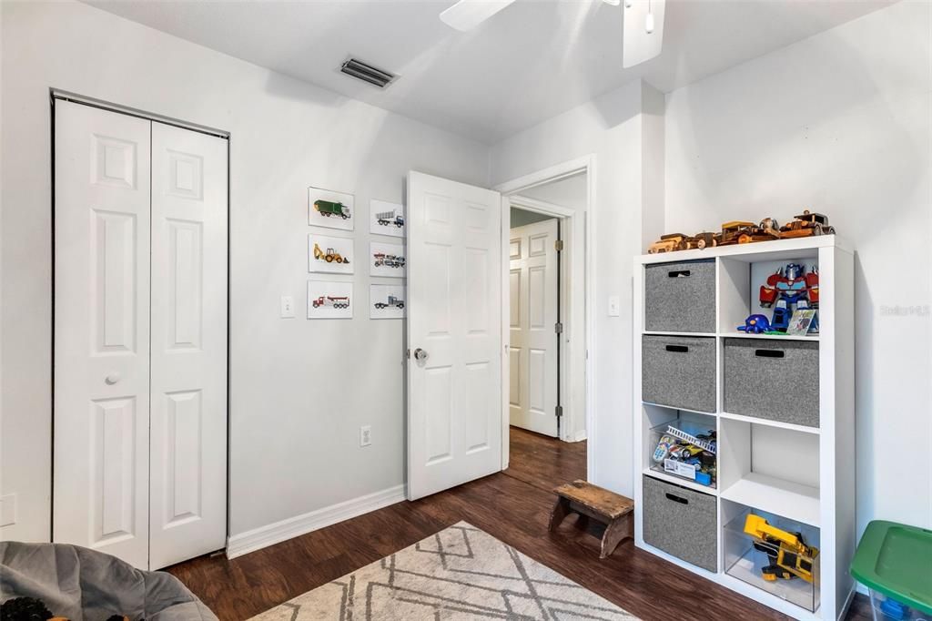 Recently Sold: $575,000 (3 beds, 2 baths, 1745 Square Feet)