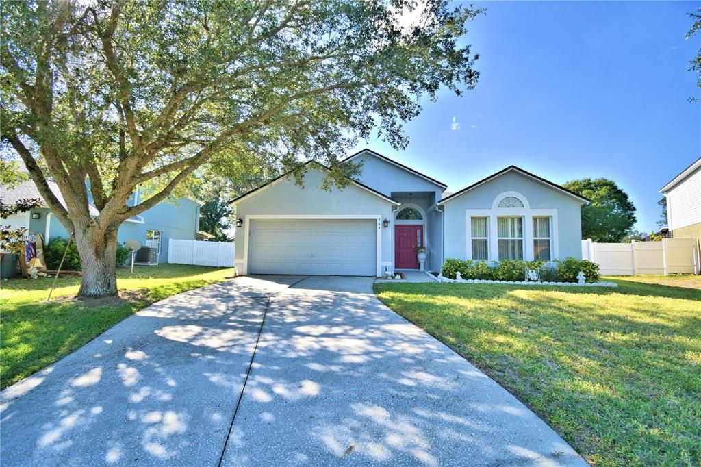 Front of house from the end of the driveway