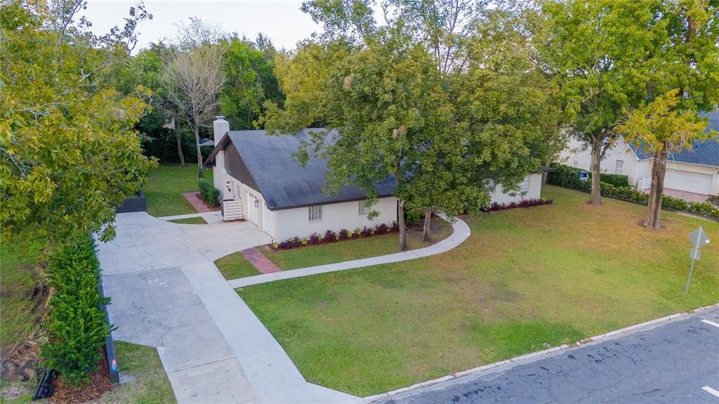 Recently Sold: $985,000 (5 beds, 3 baths, 3362 Square Feet)